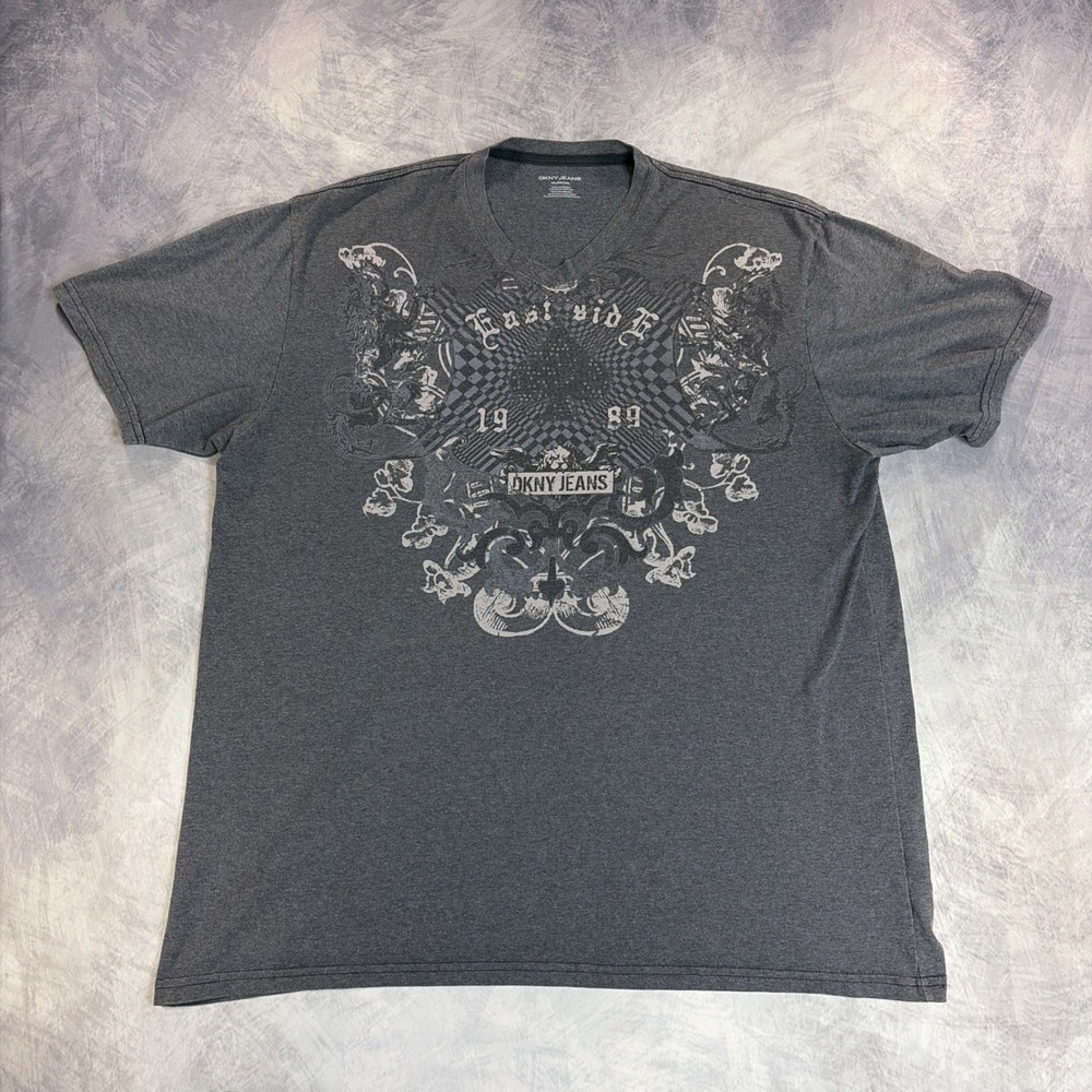 DKNY Jeans Graphic Tee Mens 2XL Grey East Side 1989 V-Neck Short Sleeve Shirt